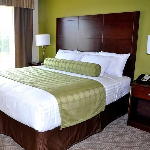 Cobblestone Inn & Suites - Holyoke Exteriör bild